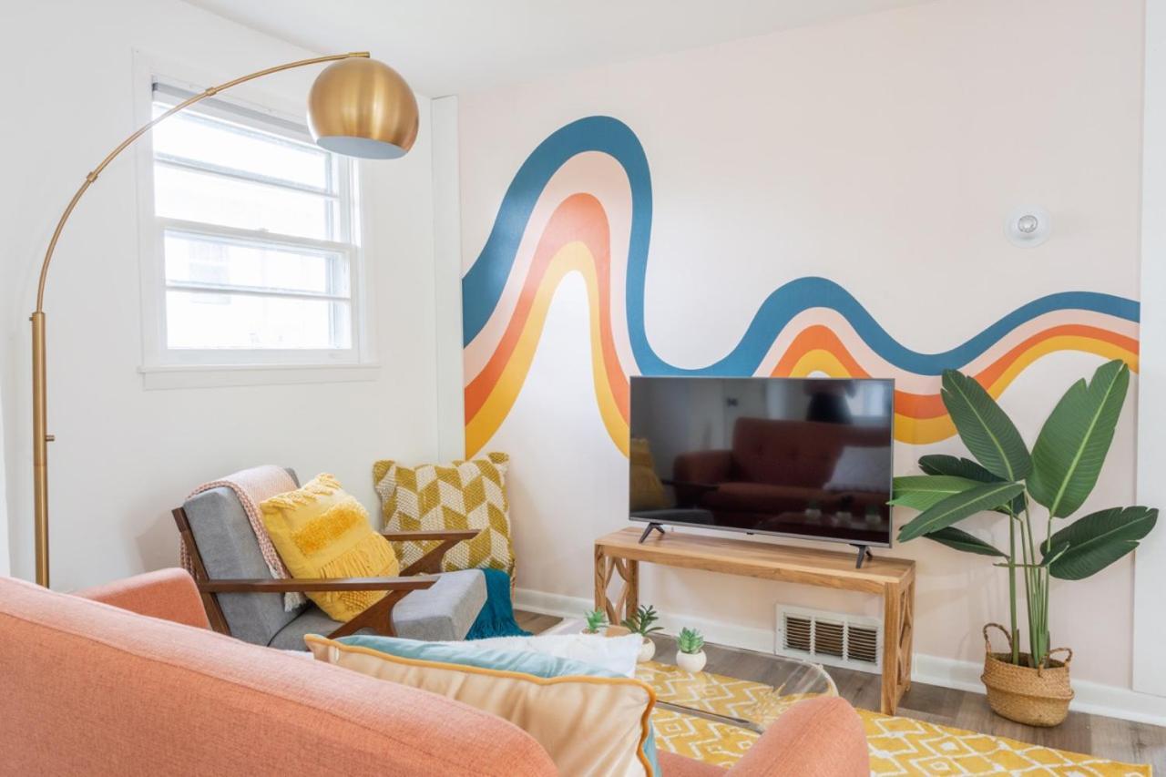 Retro Retreat Renovated 2Br, Desk, No Chore List! Kingston Exterior photo
